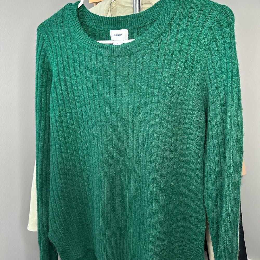 2 old navy sweaters - green and red - buy the pair!